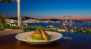Le Meridien ile Bodrum Lüks Restoran Deneyimi: Damak Zevkinize Yolculuk