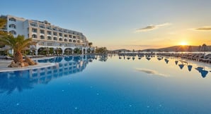 Бодрум: Ваш гид по роскошным отелям Le Meridien!