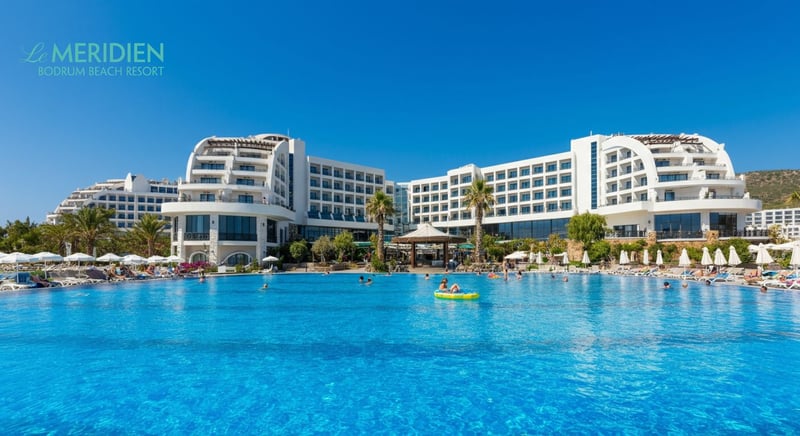 Bodrum'da lüks otel Le Meridien, konfor ve şıklık sunuyor.