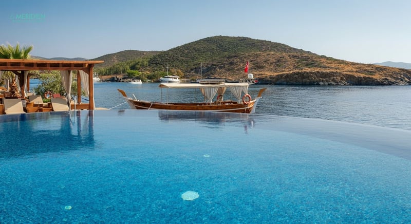 Bodrum Yarımadası'nda Le Meridien oteli, lüks ve konfor sunuyor.