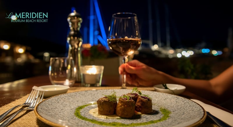 Deniz manzaralı lüks restoran, unutulmaz akşam yemeği