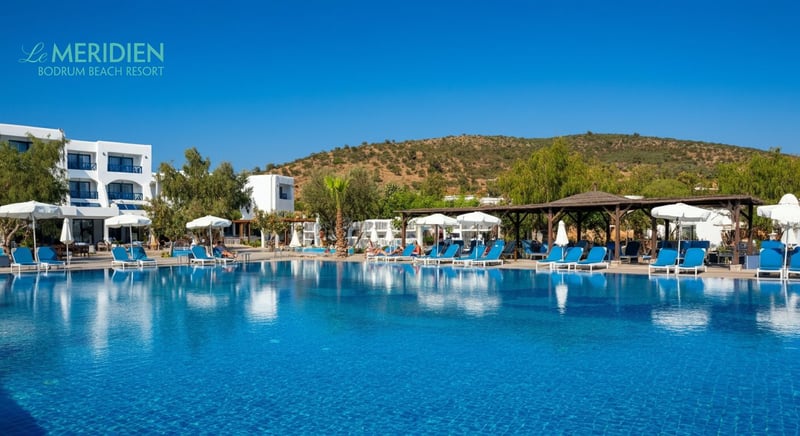 Luxury seafront hotel in Bodrum with stunning ocean views