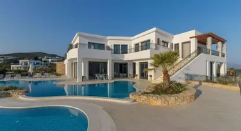 360-Degree Virtual Property Tours: Explore Bodrum's Luxury Real Estate Like Never Before