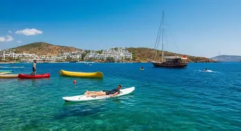 Bodrum'da Su Sporları Aktiviteleri: Heyecan ve Eğlence Dolu Bir Deneyim
