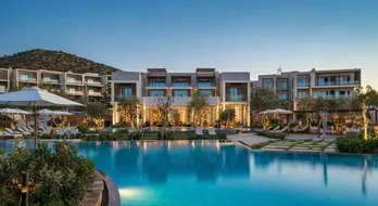 Discovering the Luxurious Le Meridien Residences Resorts in Bodrum