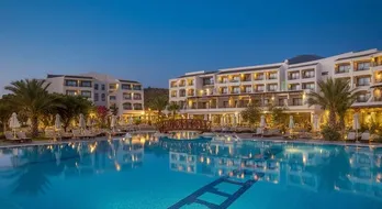 Yasmin Bodrum Resort: Lüks ve Konforun Buluştuğu Tatil Cenneti