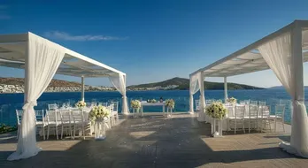 Организация мероприятий: Идеальные события в Le Méridien Residences Bodrum