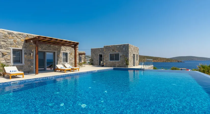 Luxury holiday villa in Bodrum with panoramic sea view and private pool
