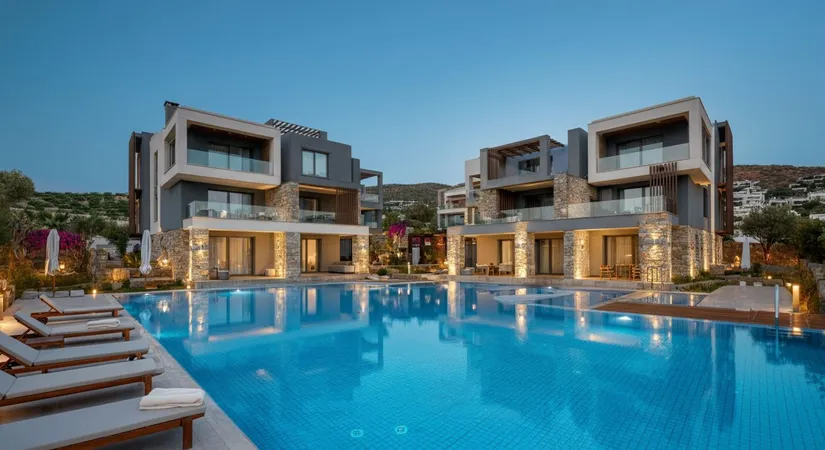 Panoramik Ege Denizi Manzarası ile Lüks Villalar